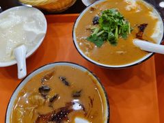 -方中山胡辣汤(成都首店)