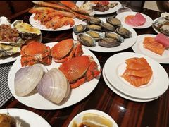 -广州万富希尔顿酒店·感趣自助餐厅·金秋蟹宴生蚝海鲜刺身