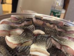 -围炉肉舍•炭烤活鳗•丹东海鲜烤肉(步行街店)