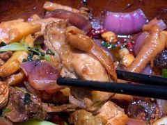 -胡须佬鸡煲四季火锅(海雅缤纷城店)