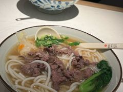 -鑫花溪牛肉米粉(凤凰街创始总店)