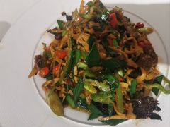 -巴扎屋大盘鸡·新疆菜(汇嘉时代店)