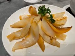 卤水清爽大尾鱿-镛记酒家