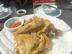 -头上红煨盐鸡乡村食府