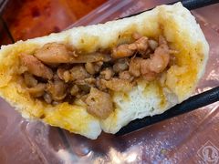 奥尔良鸡腿包-老陶包子铺(南大西南村店)