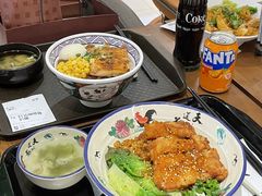 -津津飯堂