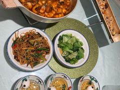 -刘姐啤酒鱼民族演艺餐厅(西街总店)