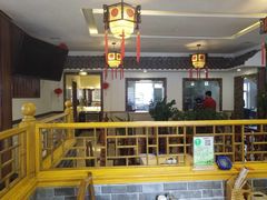 大堂-盛元盛居传统炭火锅(绿园店)