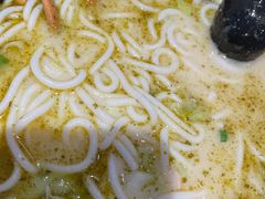 过桥米线-阿香米线(大唐西市大润发店)