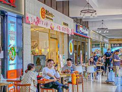 -王府井奥莱临潼小镇(临潼店)