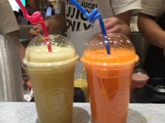 胡萝卜橙汁-每日新鲜水果吧(黄浦来福士店)