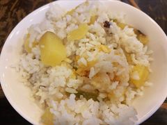 土豆豆角孔饭-八妹稀饭王