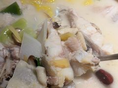 -滇香肴·云南菜蒸汽石锅鱼(云南北路店)