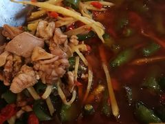 -兔行天下-鸿鹤鲜锅兔(中海国际店)