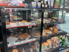 面包甜点陈列柜-星巴克(贵阳花果园1店)