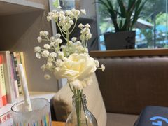 -谷咖啡·鲜花绿植花园餐厅