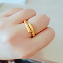 -菜百首饰店(东方新天地店)