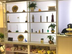 -PE SALON