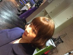 -茶发Salon·烫发染发理发