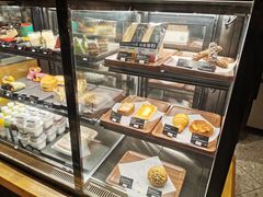 面包甜点陈列柜-星巴克(福州万象九宜城分店)