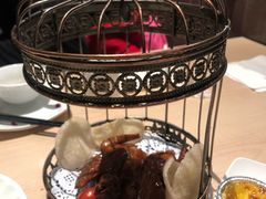 秘制脆皮乳鸽-避风塘(宝山万达店)