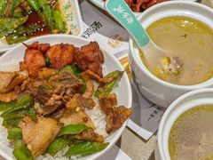 -老乡鸡(融科天地店)