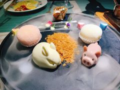 梦幻森林-蜜桃花开·中西融合菜E&W(南长街店)