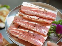 -围炉肉舍丹东海鲜烤肉·烤活鳗(步行街店)