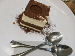 -必胜客(百联又一城店)