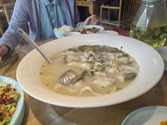 -严记小天府酸菜鱼(西四路店)