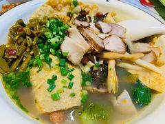 小螺莉螺蛳粉-丽丽三鲜螺蛳粉(田林路店)