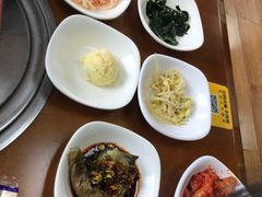 -亲昵春川鸡排(韩国美食街店)