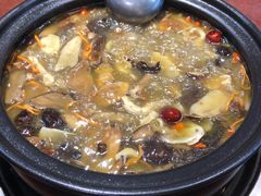 -菌之家·专业纯野生菌火锅·特色炒菌