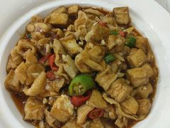 -江城燕子大排档(江汉路步行街店)