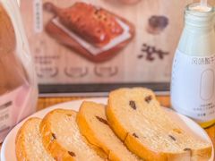 -皇冠幸福里动物奶油生日蛋糕(万达店)