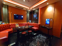 -萧邦音乐会所KTV(向西店)