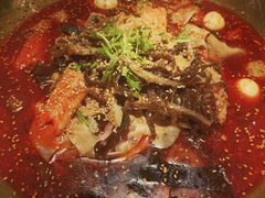 -毛肚向右·川渝毛肚王(经开永旺店)