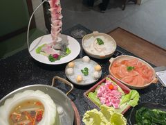 -得意咚瓜·顺德鱼生·冬瓜火锅(深圳首店)