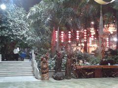 进门处的大厅-绿色时代大酒店