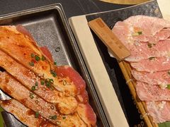 -山川小町·极番烧肉(新地假日广场店)