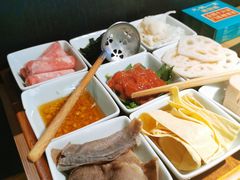 -九锅一堂酸菜鱼(新南凯德直营店)