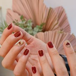 -花系美·美甲美睫精品店