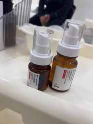 -苗方清颜专业祛痘·皮肤管理