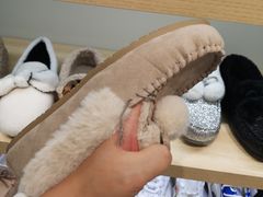 -hotwind热风(中贸广场店)