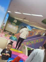 -孩子王(昆山招商花园城店)