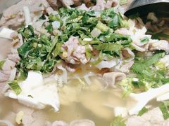 -全牛匠·乐山跷脚牛肉(西单华威约饭街店)