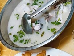 -雪湖煜辰鱼头老店(雪野湖店)