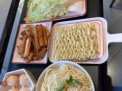 -阿润打边炉·鲜切鸡煲(华漕店)