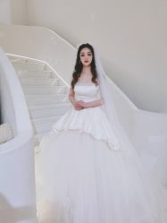 点击看大图 -艾米丽婚纱礼服