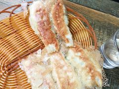 -阿洪锅贴王(小吃城店)